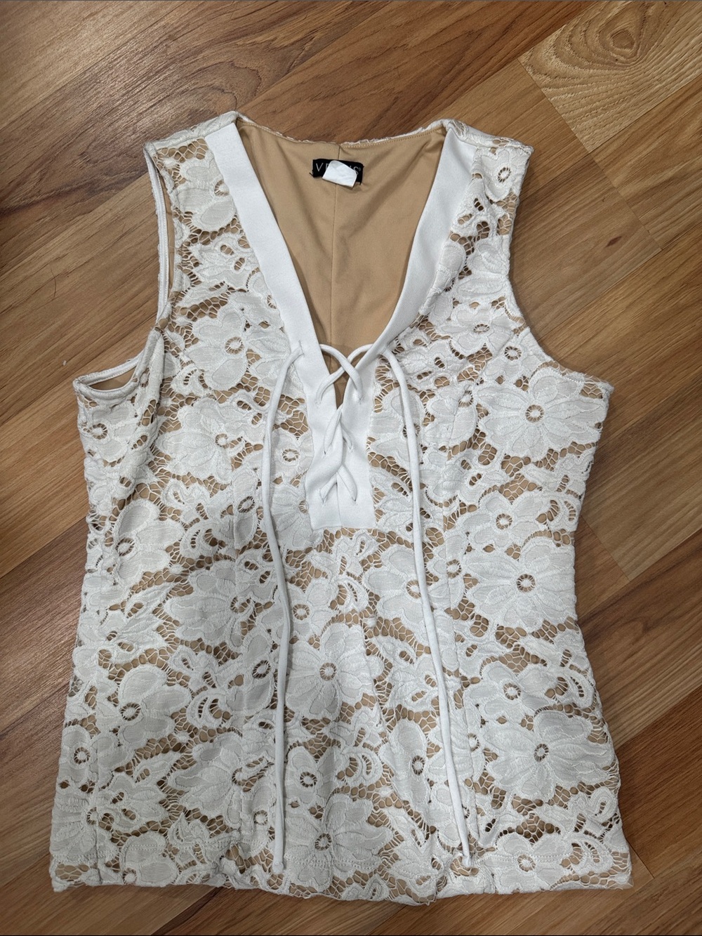 VENUS Cream Floral Lace Sleeveless Tank Top